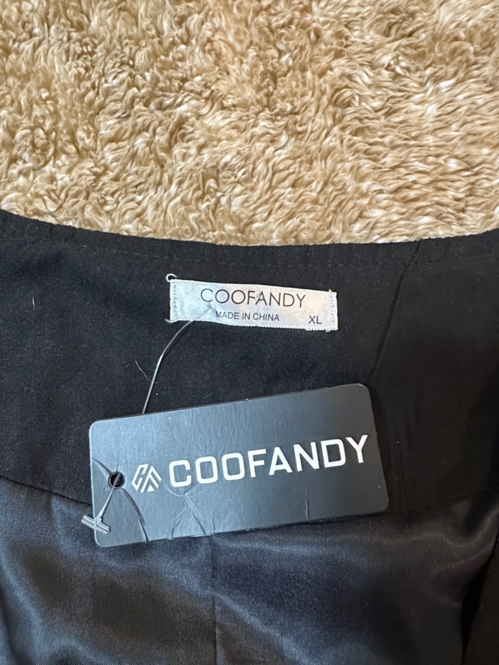 NWT Coofandy Black Embroidered Men's Vest. Size XL. - Picture 2 of 10